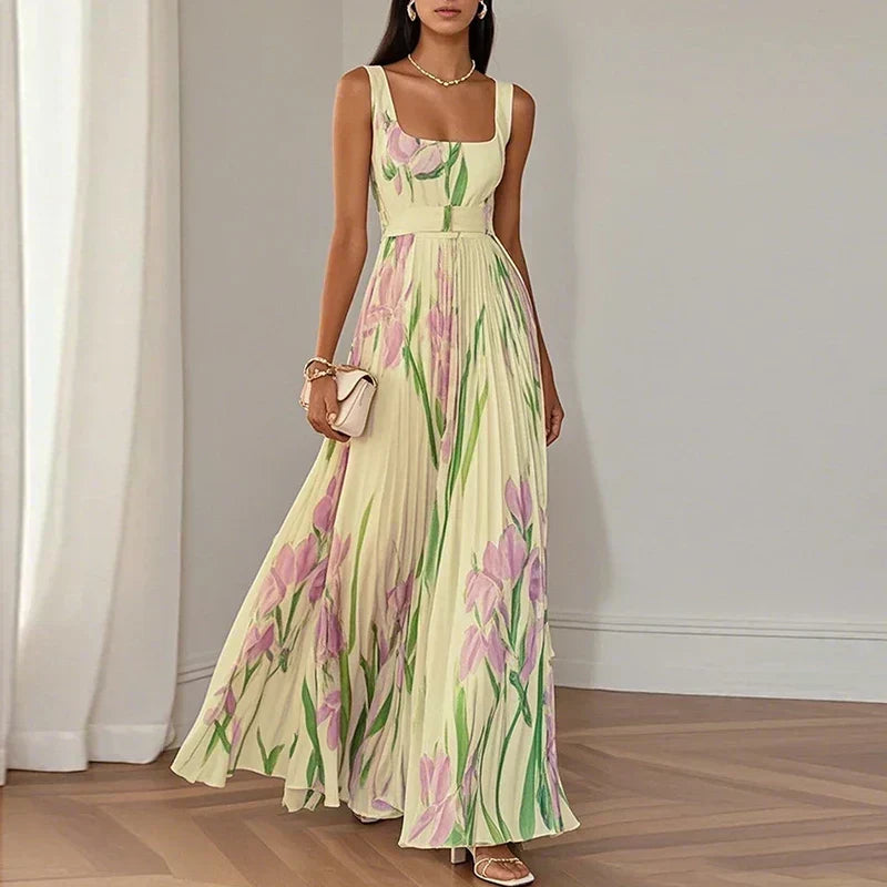 Apple - Floral Print Pleated Maxi Dress