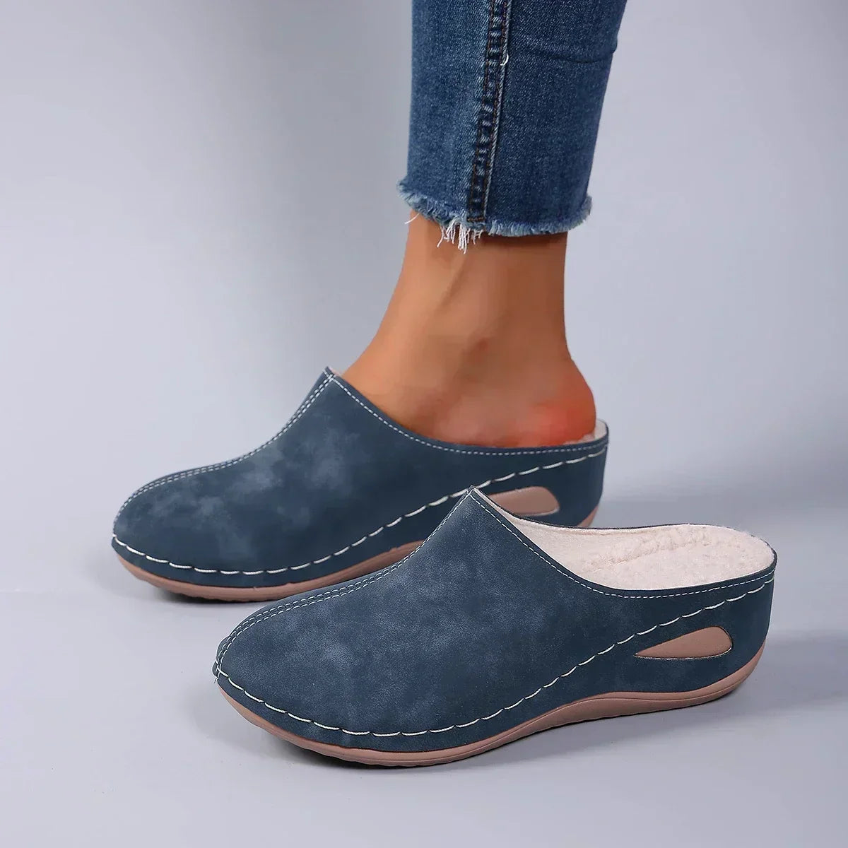 Carolina - Fleece-Lined Wedge Mules